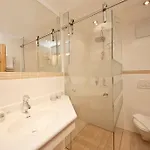 Des Alpes Hotel