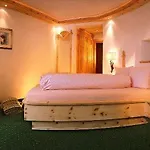 Des Alpes Hotel 3*