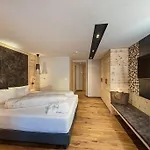Des Alpes Hotel Samnaun